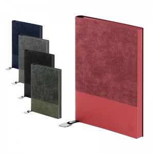 2423 Siyah 15 x 21 Yumuşak Kapaklı Termo Deri̇ Defter